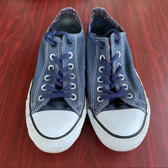 Converse men’s lace up sneakers size 7 - Picture 1 of 6
